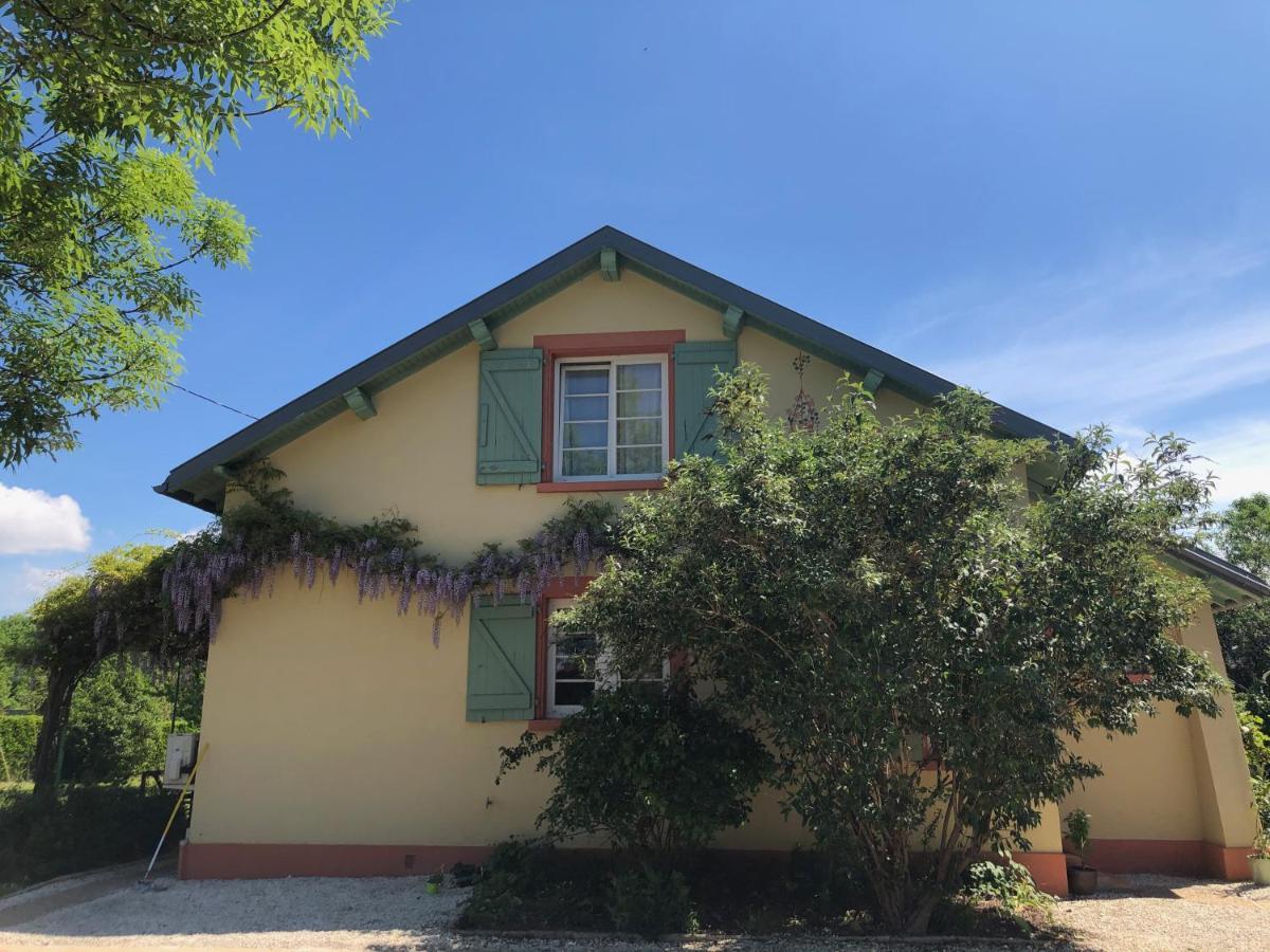 Bed and Breakfast Au Bien Venu Noe  Екстер'єр фото